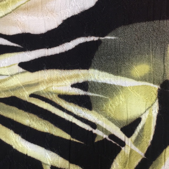 OUTFIT WOMAN Cruise Tropical Vacation Beachy Poolside Button Up Floral Blouse - Picture 11 of 14